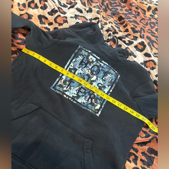 Hollister‎ Hooded Graphic Sweatshirt - Picture 4 of 5